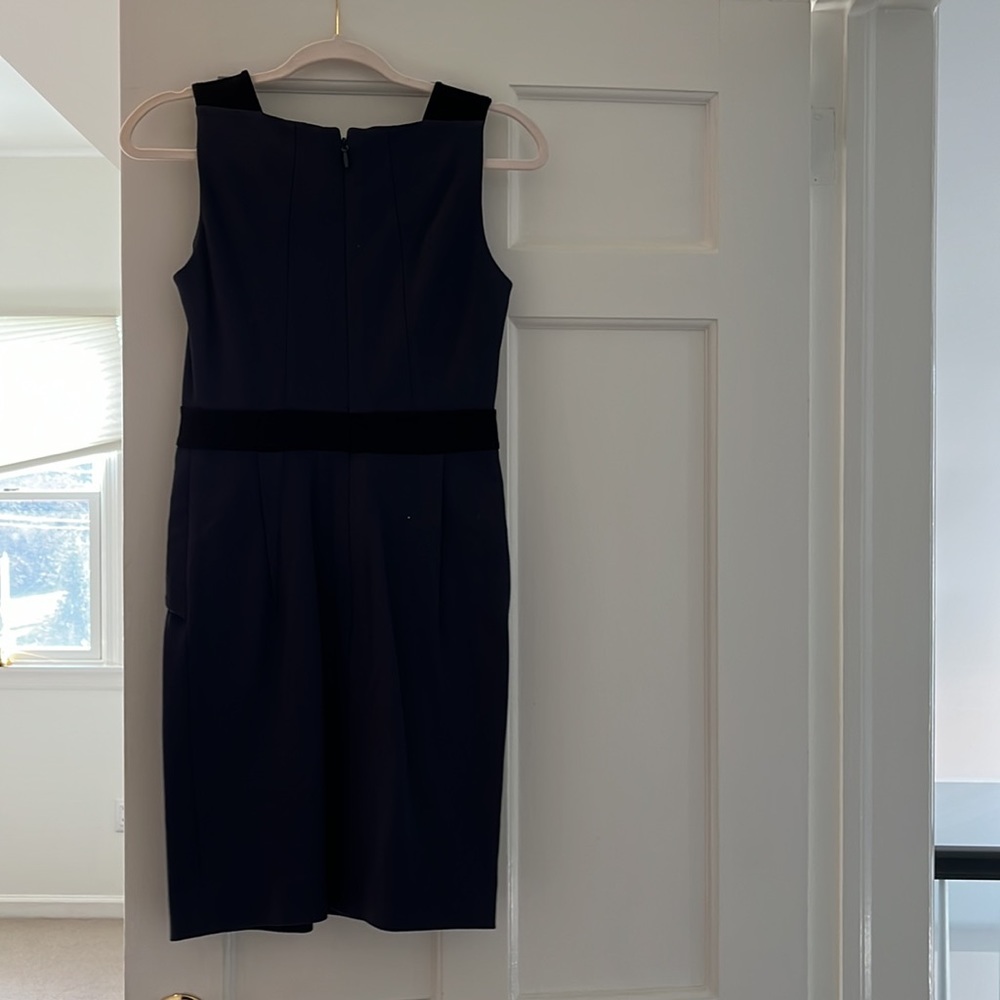 Navy and black BCBGMAXAZRIA fitted dress - Picture 2 of 3